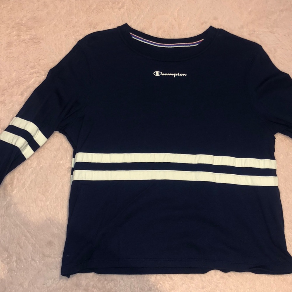 Champion’s long sleeve tshirt